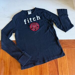 A&F kids Boys Tee Patch Logo Long Sleeve Abercrombie Shirt Navy Red White Size M